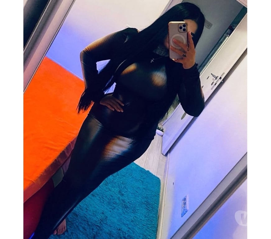 Escorts Peterborough Peterborough City Centre - Peterborough - Photos for 💦NEW IN TOWN💋🫦 Party Girl 😈tattoos&piercing🔥