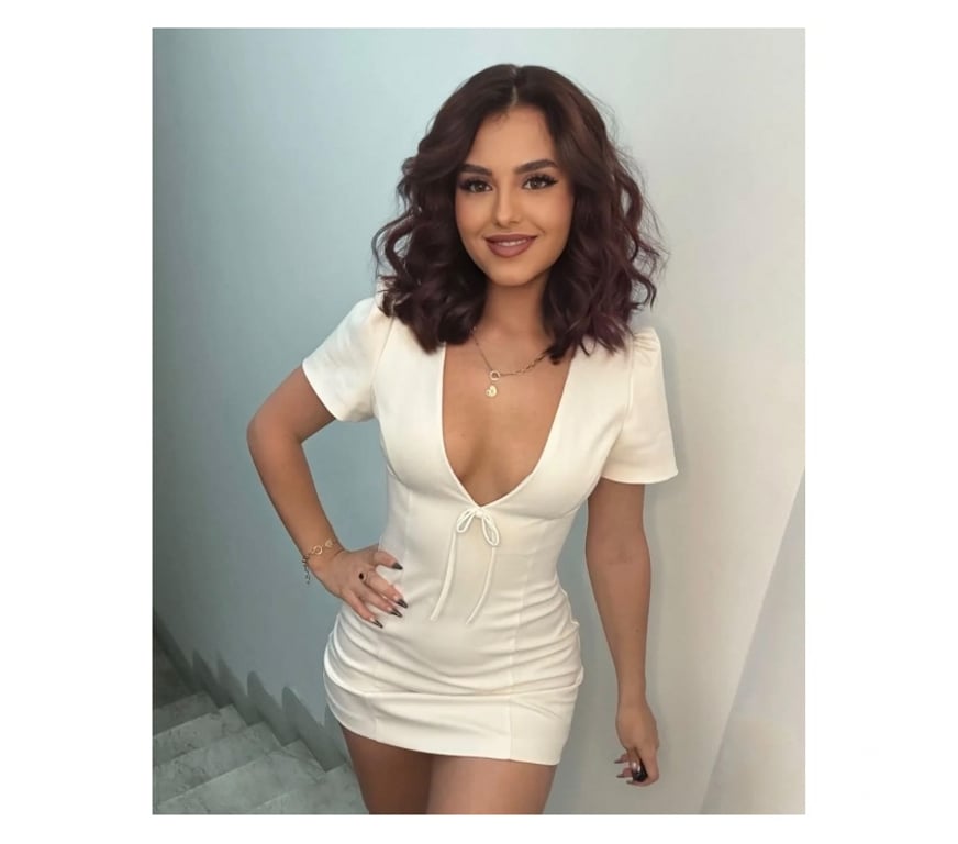 Escorts Derbyshire Derby - Photos for Stefania — Sophisticated & Positive