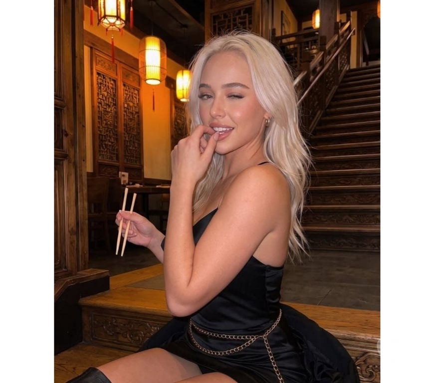 Escorts North Yorkshire Middlesbrough - Photos for Mihaela — Elegant & Welcoming