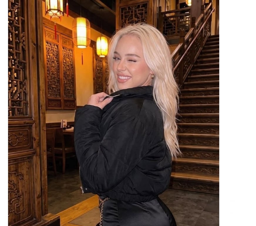 Escorts North Yorkshire Middlesbrough - Photos for Mihaela — Elegant & Welcoming