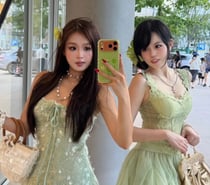 Photos for NEW Korean Duo Girls 4 Hand Massage Kissing