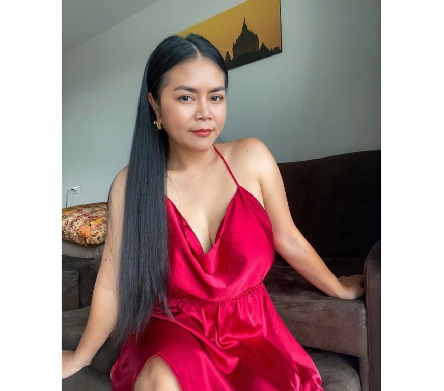 Escorts South East London Catford - South East London - Photos for SEXY VARISA🫦Tiny Thai Girl💦Full Survice