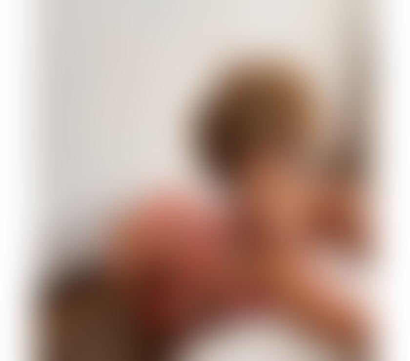 Woking Town Centre - Woking — HOT WOMAN WITH BIG BREASTS😍 BRAZILIAN BRUNETTE🙈😍