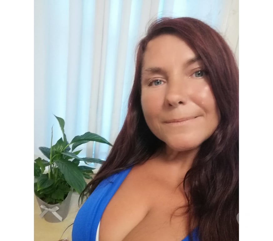 Escorts Norfolk Norwich - Photos for Czech Ariana best tantric and relaxing massages ever