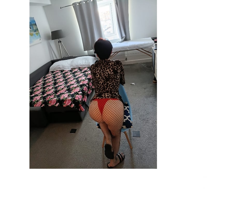 Escorts Hertfordshire Watford - Photos for Luiza- mature lady from POLAND