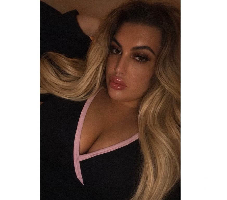 Trans Escorts North West London Colindale - North West London - Photos for FAT ASS SLUTTY AMELIA ! DIRTY MINDED IN NW9! 🍑👄