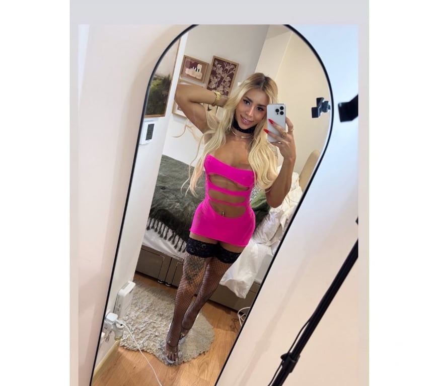 Trans Escorts East London Barking Station - East London - Photos for Laylinha LeBlanc sexy hot 🔥😈🥵🍓👹🍓