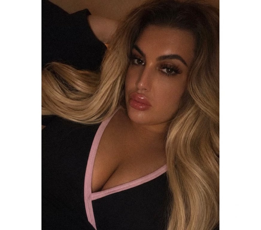 Escorts North West London Colindale - North West London - Photos for TRANS FAT ASS SLUTTY AMELIA SHEMALE UR FANTASY 😈