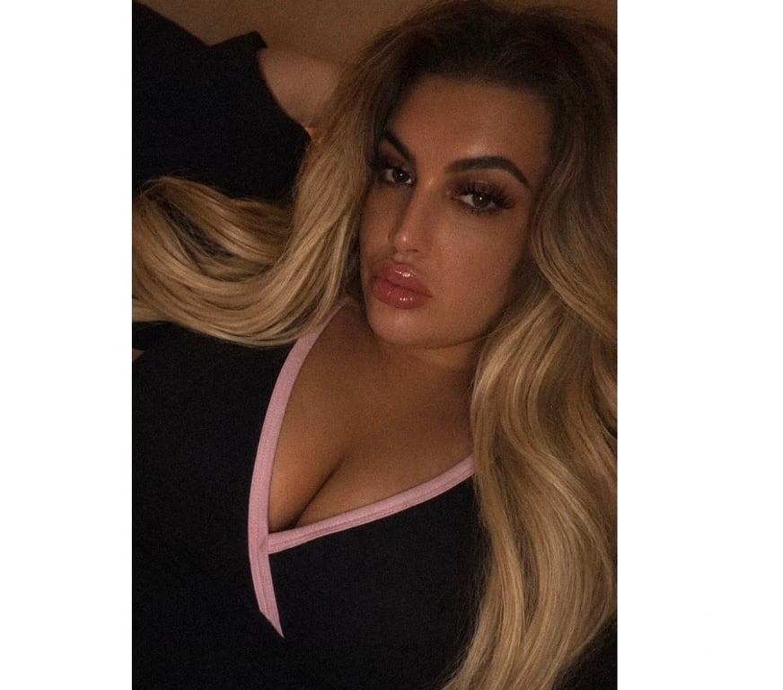 Escorts North West London Colindale - North West London - Photos for TRANS FAT ASS SLUTTY AMELIA SHEMALE UR FANTASY 😈