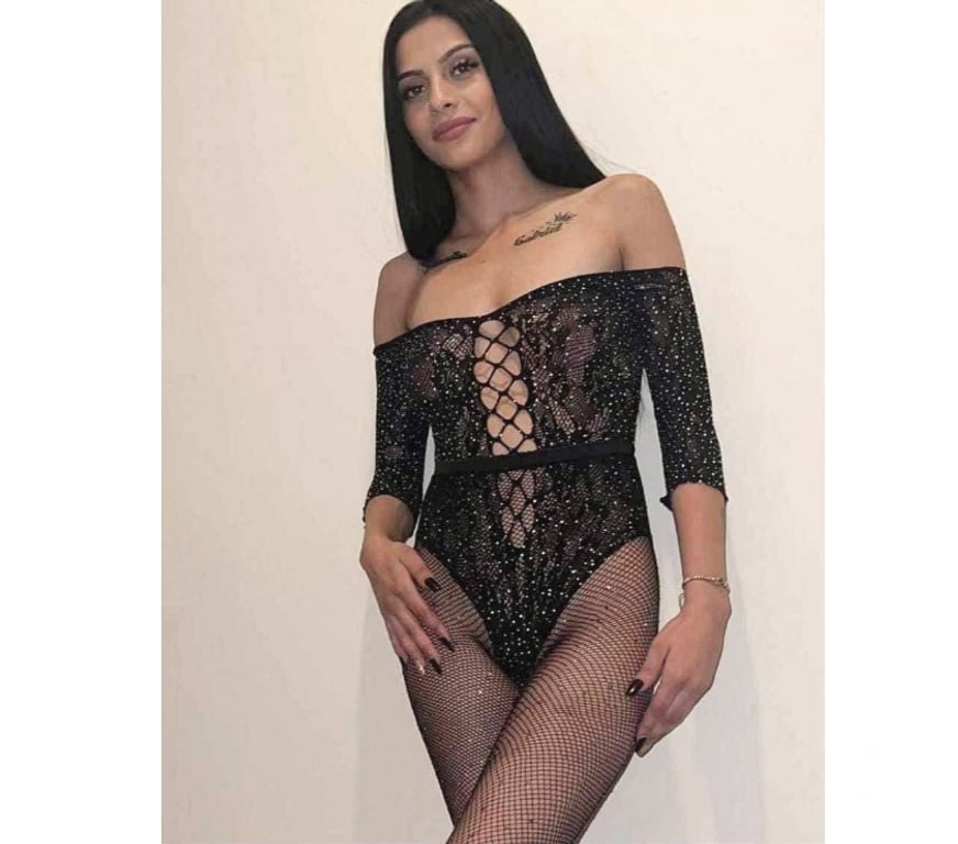 Escorts South East London Croydon - Photos for My passion for love will make you feel kiss Maya