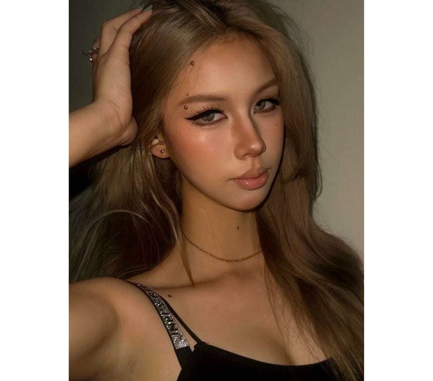 Escorts Cheshire East Crewe - Cheshire East - Photos for Hot South Korean girl