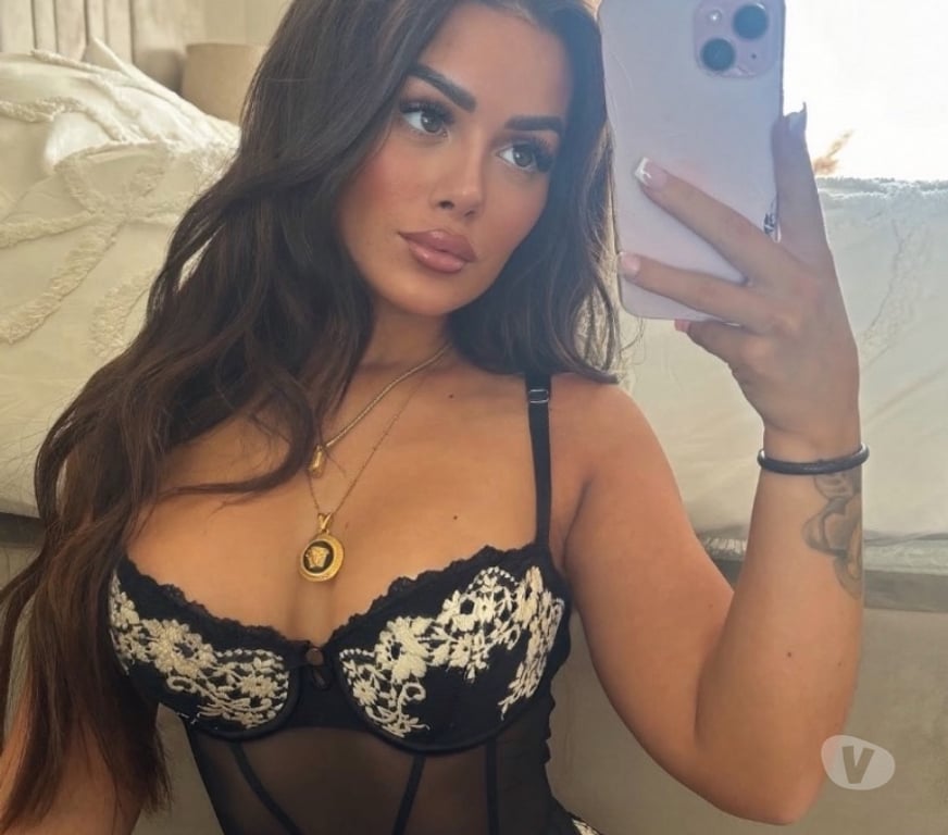 Escorts Essex Harlow - Photos for HELLO x NEW AND HOT SARAH x**BRITISH*Party girl