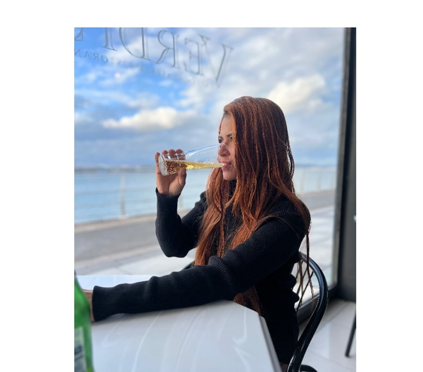 Escorts Aberdeen Aberdeen City Centre - Aberdeen - Photos for 🇧🇷 ARIEL 💋 Petite, delicate Brazilian 🇧🇷