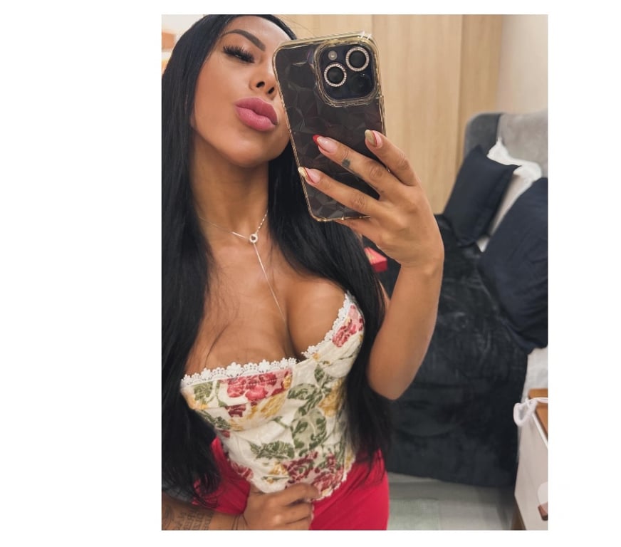 Escorts Stirling Stirling City Centre - Stirling - Photos for Julia 🇧🇷 VIP & High Class 🥂Party Girl