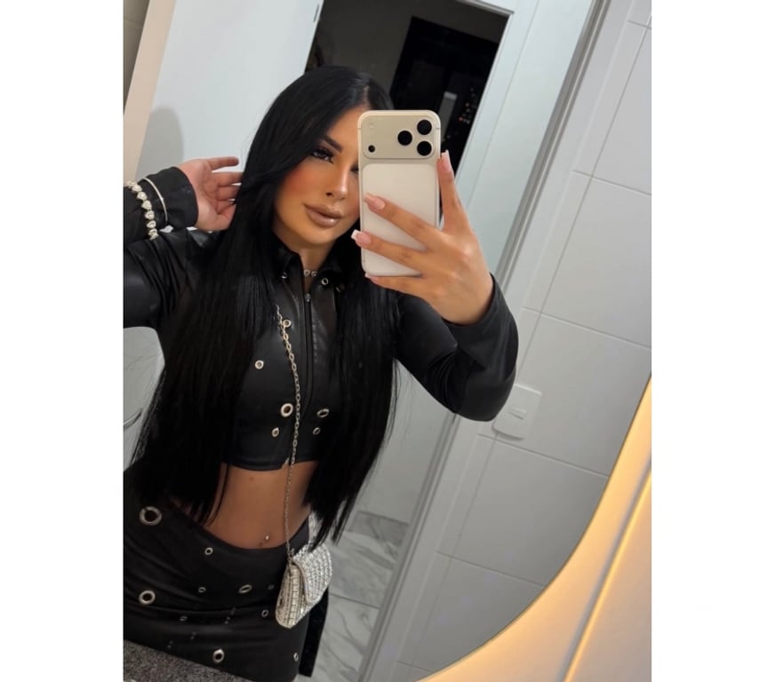 Escorts Norfolk King's Lynn and West Norfolk - Photos for Lays Brunette🍑 💯Real big ass and Bobs😮‍💨