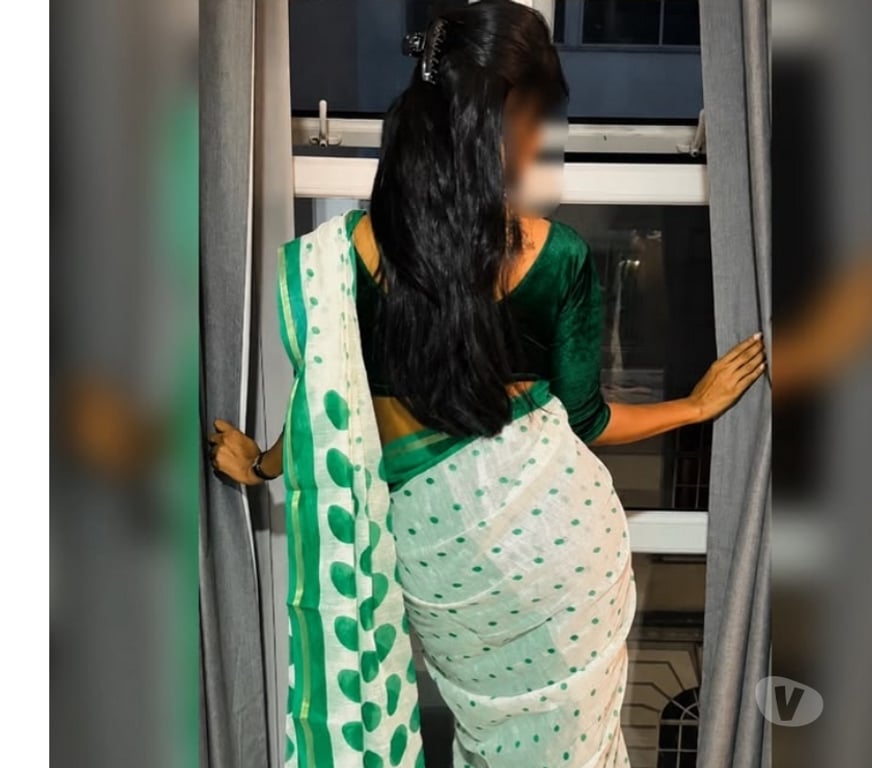 Escorts Leicestershire Leicester - Photos for Lailla Tamil Chennai Indian girl new in Leicester