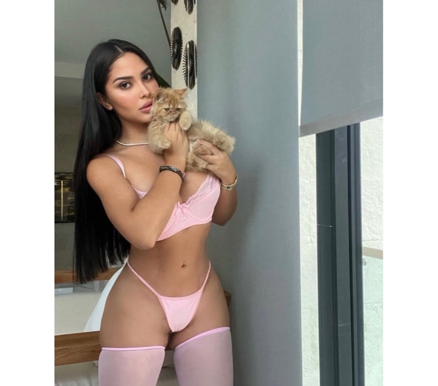 Escorts Hertfordshire Dacorum - Photos for HOT PARTY MARCELA 🔥REAL & SWEET BRAZILIAN✅