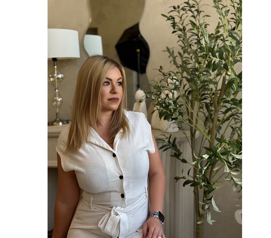 Escorts Cardiff Cardiff City Centre - Cardiff - Photos for Filthy New masseuse in town