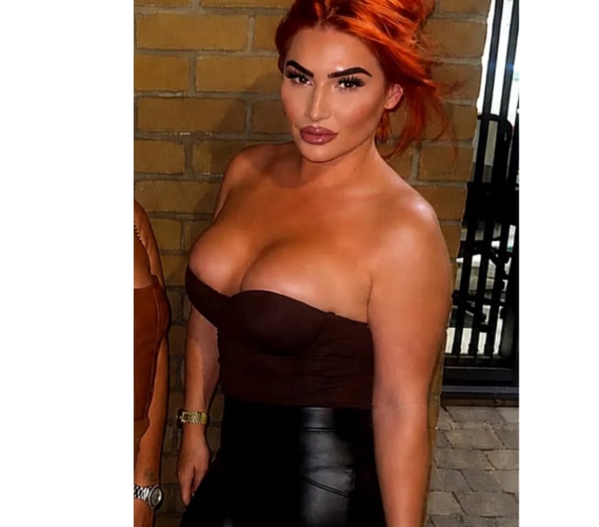 Escorts Essex Basildon - Photos for English Redhead