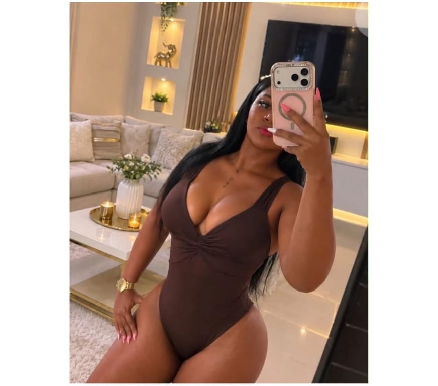 Escorts West London Hounslow - Photos for Hola, chica sexy owo💋🍑🍑❤️🔥