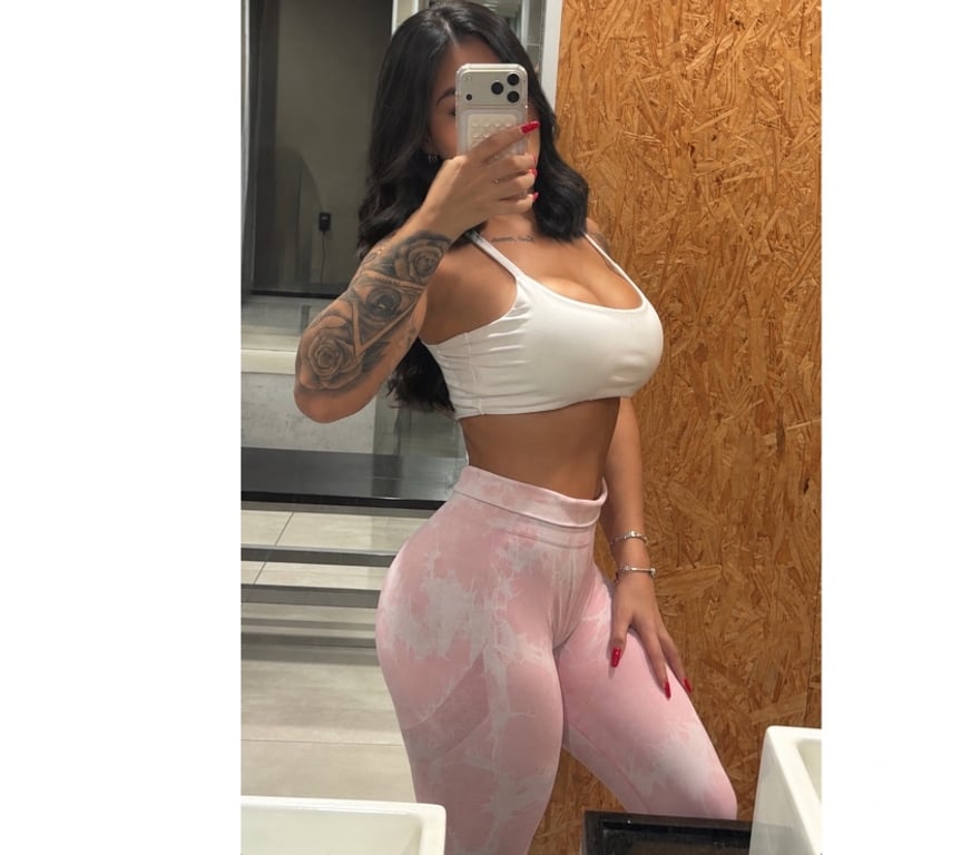 Escorts West Northamptonshire Northampton - West Northamptonshire - Photos for BRUNETTE BRAZILIAN 👄🔥✨
