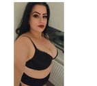 NEW curvy brunette no rush big boom big boobs