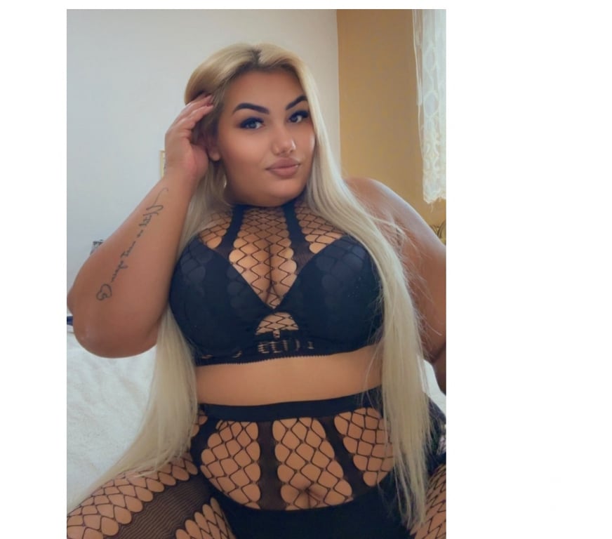 Escorts North London Edmondton Green Station - North London - Photos for Chubby ajlin x Big ass 💋