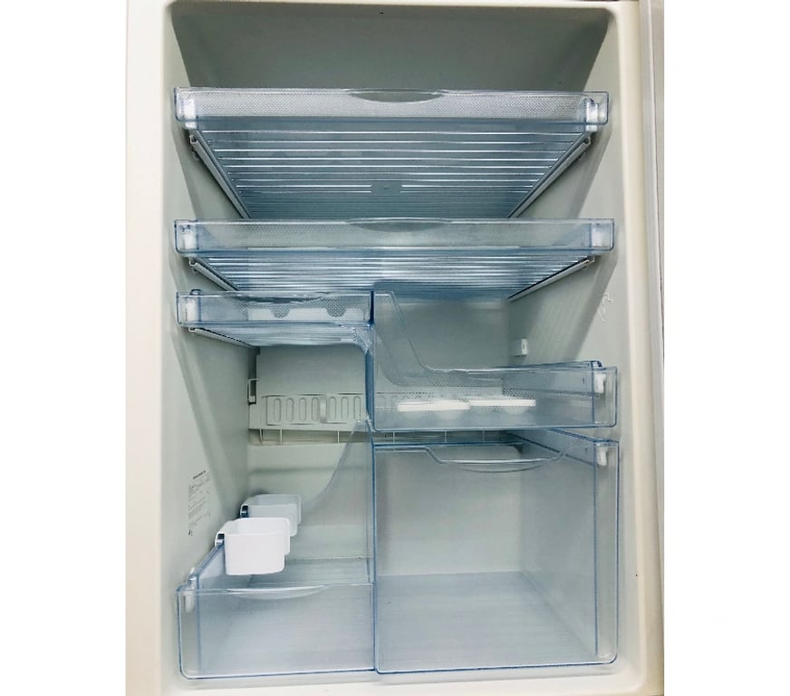 household goods Buckinghamshire Milton Keynes - Photos for Bosch Under counter fridge in excellent condition