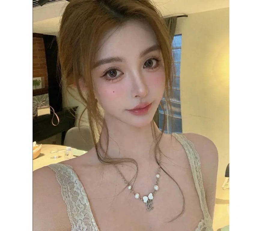 Escorts Kent Medway - Kent - Photos for 🌸Warm Presence🌸Natural Romanc🌸