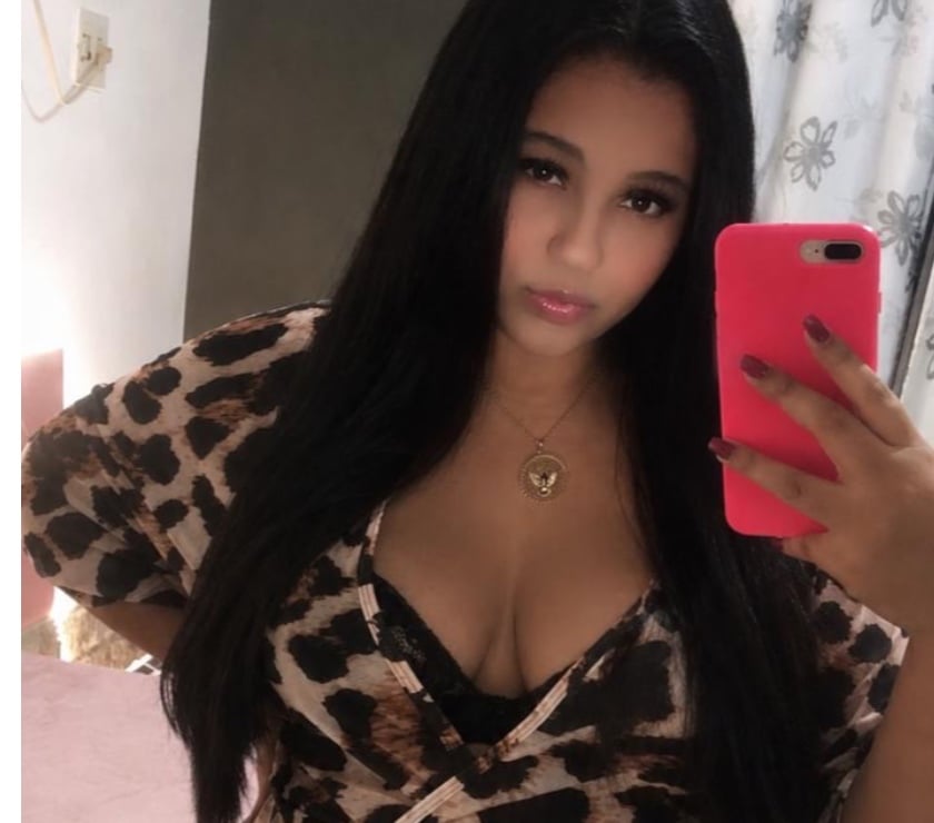 Abbey Road - North West London — Curvy Brazilian WhatsApp +5521999448562