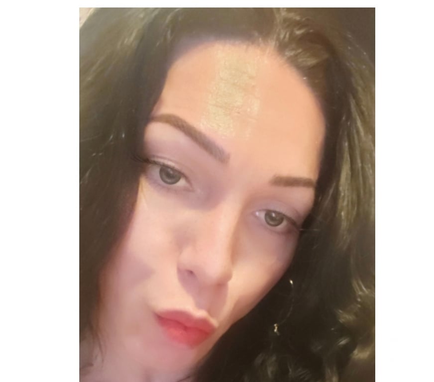 Trans Escorts Essex Basildon - Photos for gonna to draw a heart on your back with my fire brush