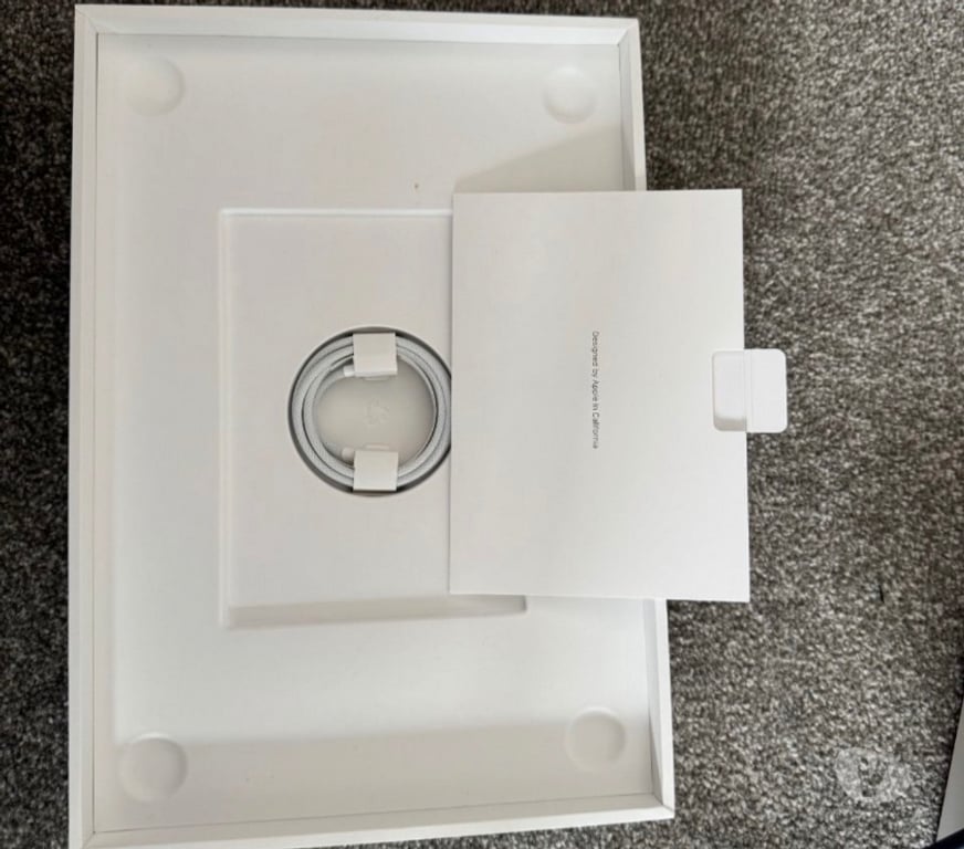refurbished laptops Tyne and Wear Sunderland - Photos for 13-inch MacBook Neo - Indigo MBN 13 IND 8GB 256GB-GBR