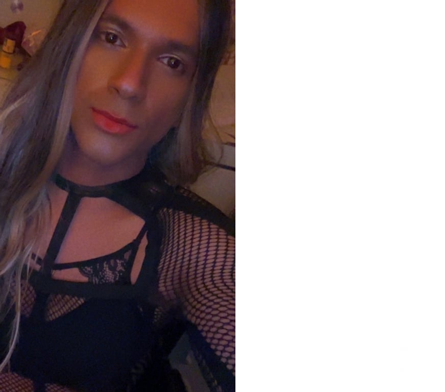  Gay massage Reading Reading Town Centre - Reading - Photos for ENGLISH GIRL RG1 AREA IS AVAILABLE NOW