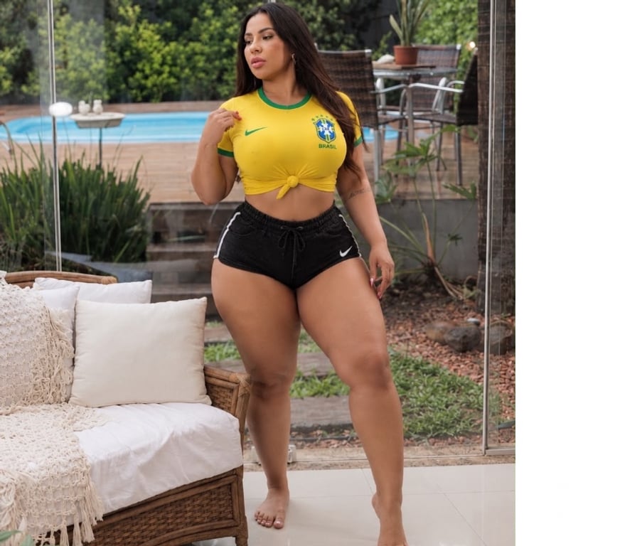 Escorts Essex Brentwood - Photos for Yzís 🇧🇷 newcomer Hot 🔥 The party is here🍸