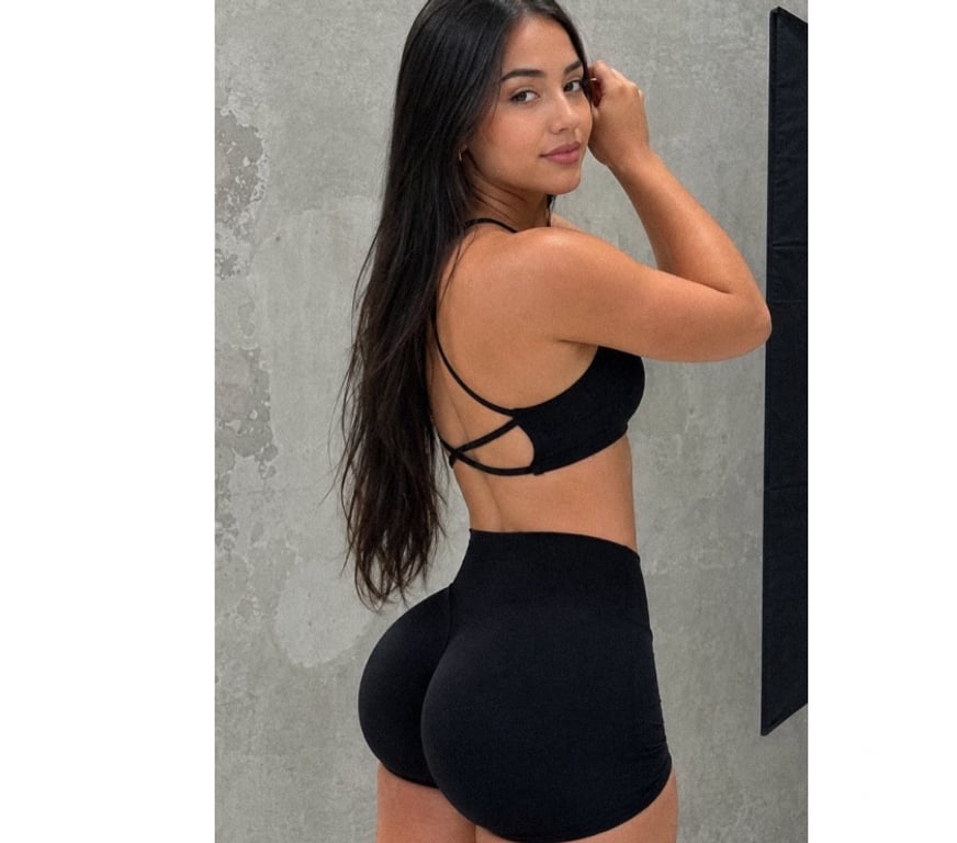 Escorts East London Gants Hill - East London - Photos for Ariana ♥️new in town♥️call me 💋