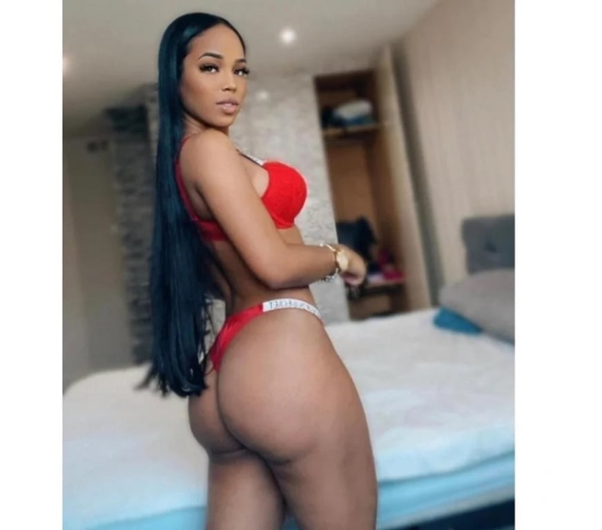 Escorts Bedfordshire Luton - Photos for New girls in town ALBY