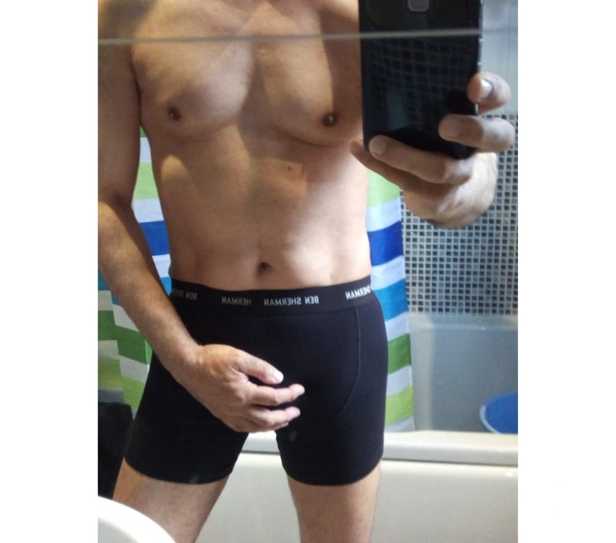  Gay massage Lancashire Blackburn with Darwen - Photos for Offering Pop over drop your pants Enjoybj