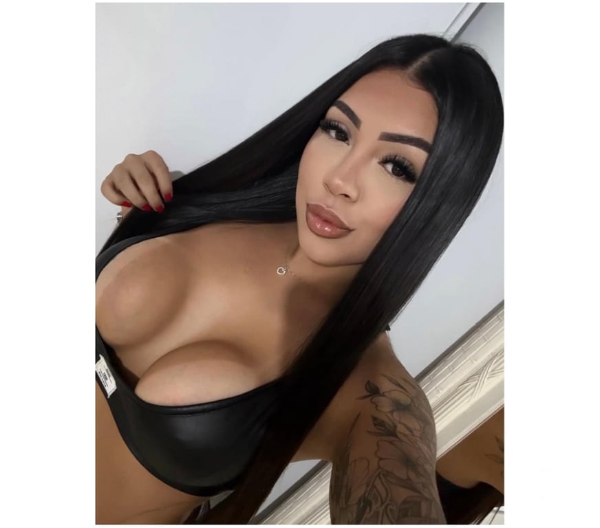 Escorts South East London Camberwell - South East London - Photos for BRUNETTE🫦LATINA🔥SEXY💅🏻BEST HOT SERVICE🔝GFE