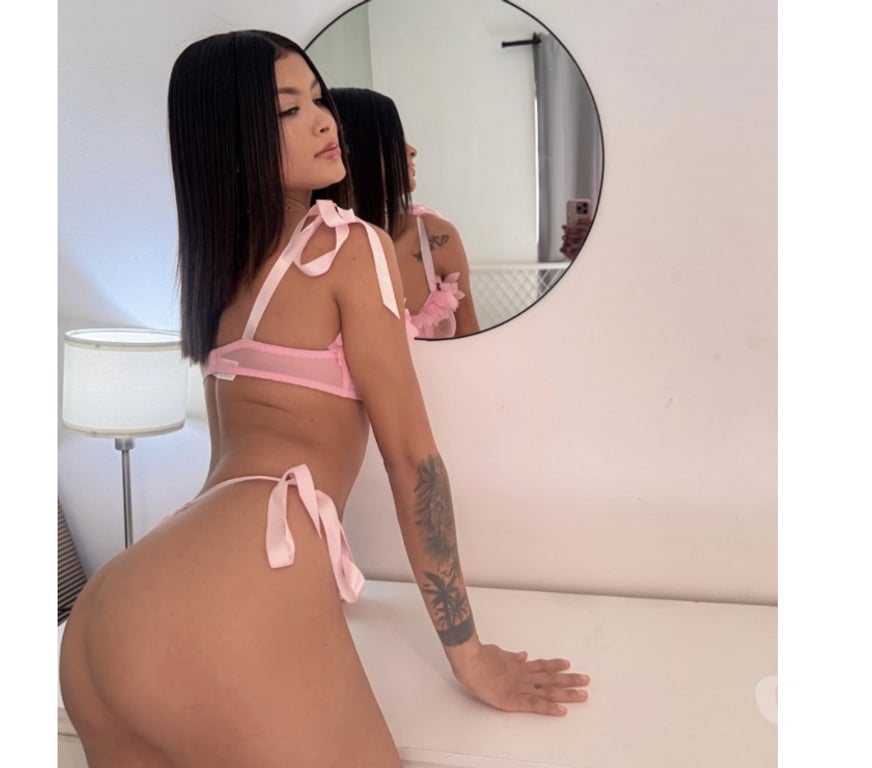 Escorts Leicestershire Leicester - Photos for Hi im Andreea new girl