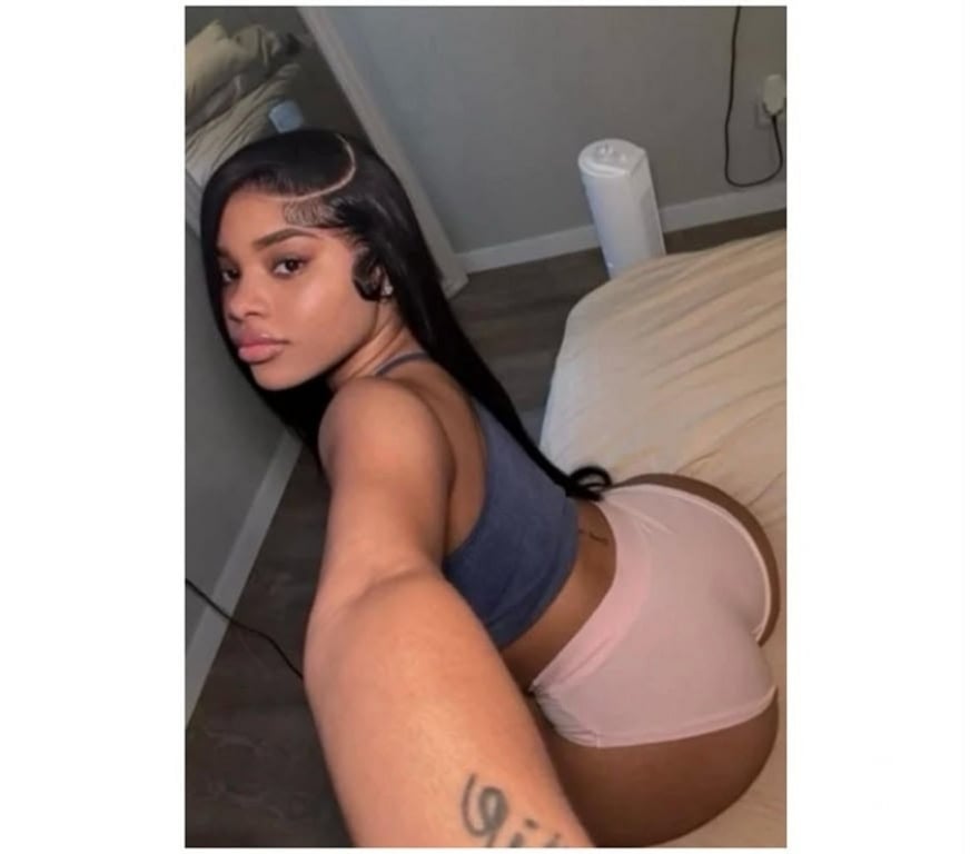 Escorts South East London Elephant & Castle Station - South East London - Photos for 🎀HOTTEST 🎀BABE❇️✨PRETTY ✨BRUNETTE💙