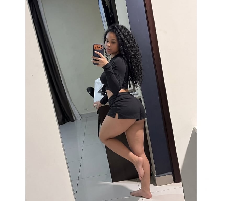 Escorts South East London Woolwich - South East London - Photos for 🌹 A Beautiful Moment Just for You 🌹
