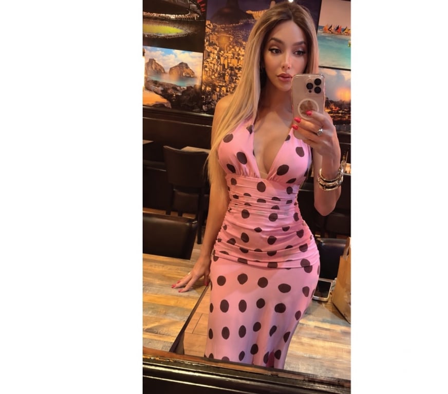 Trans Escorts Essex Basildon - Photos for Biia TS 🇧🇷 High Class ⭐️⭐️⭐️⭐️⭐️