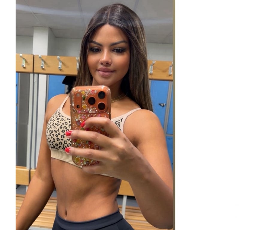 Escorts South West London Brixton - South West London - Photos for Beatriz, a Brazilian 🇧🇷girl with a BIG Butt.🍑