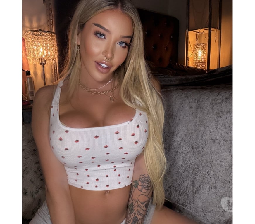 Trans Escorts Essex Chelmsford - Photos for New T blonde in your city❤️Naughty party bby
