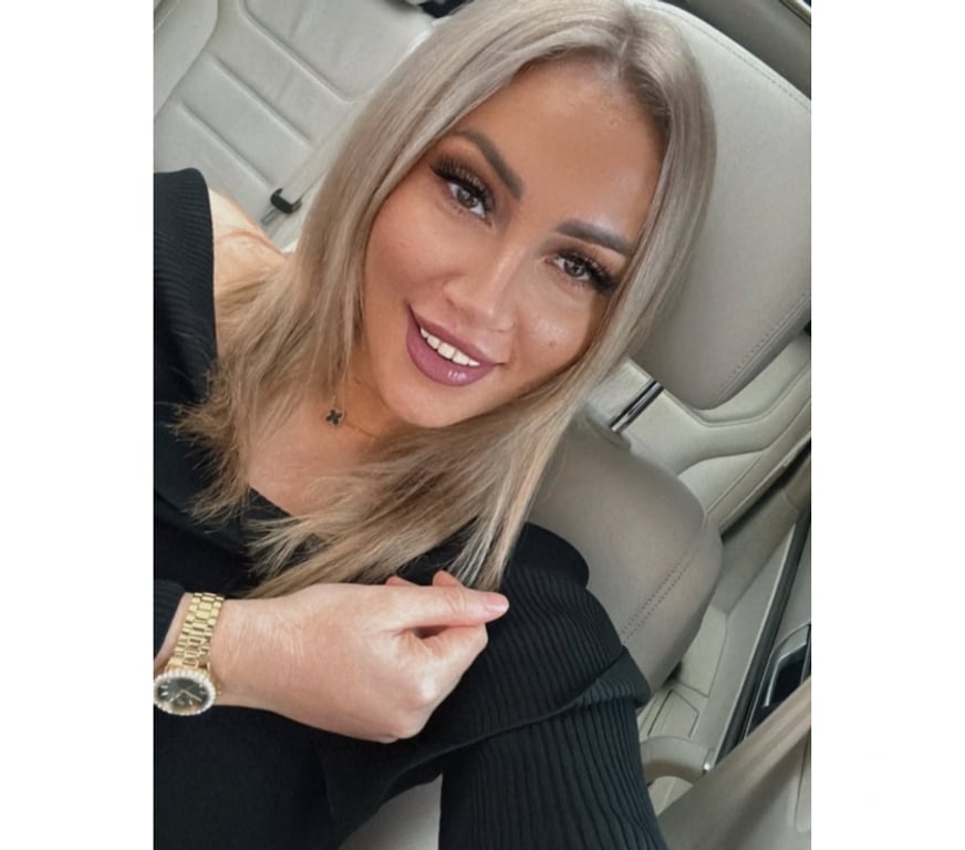 Escorts Peterborough Fengate - Peterborough - Photos for sexy Isabel new in town!💚💚💚💚
