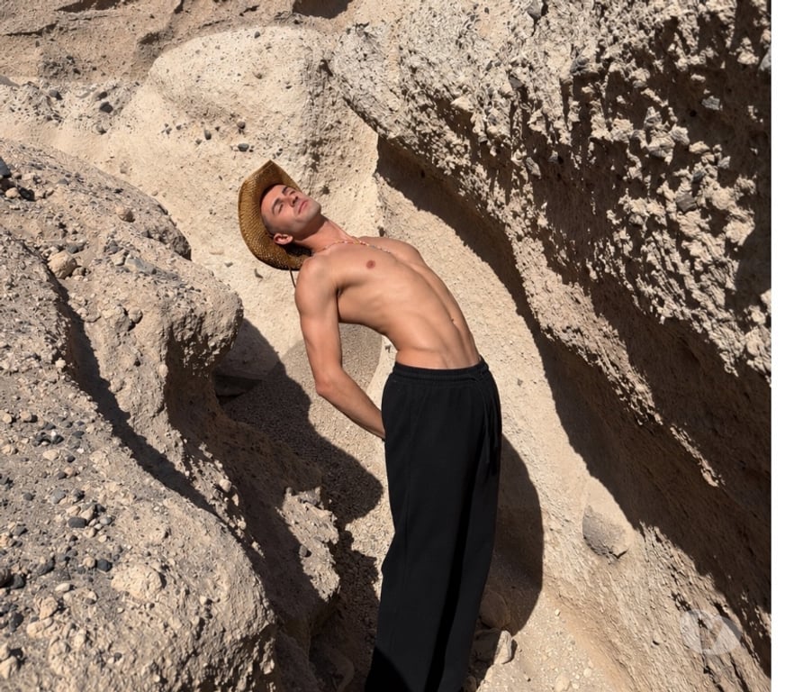  Gay massage Bristol Bristol City Centre - Bristol - Photos for Lourenço, 24 - Your Favorite Twink
