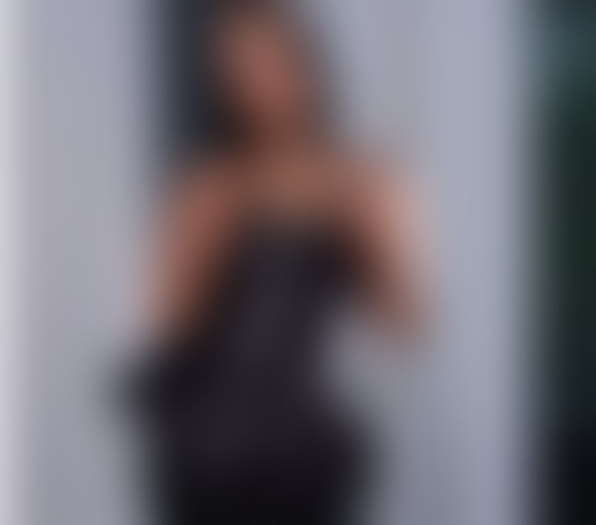 Escorts West London Hillingdon - Photos for Escort ANDREA a Brazilian Exotic Beauty Party Girl