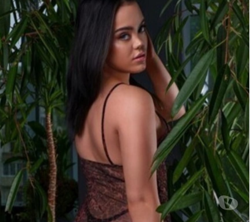 Escorts West London Hillingdon - Photos for Escort ANDREA a Brazilian Exotic Beauty Party Girl