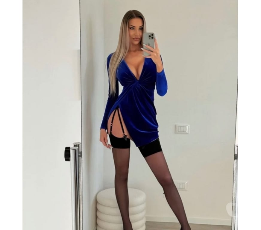 Escorts Edinburgh Colinton - Edinburgh - Photos for Ella new in town 💋! ONLY OUTCALL !