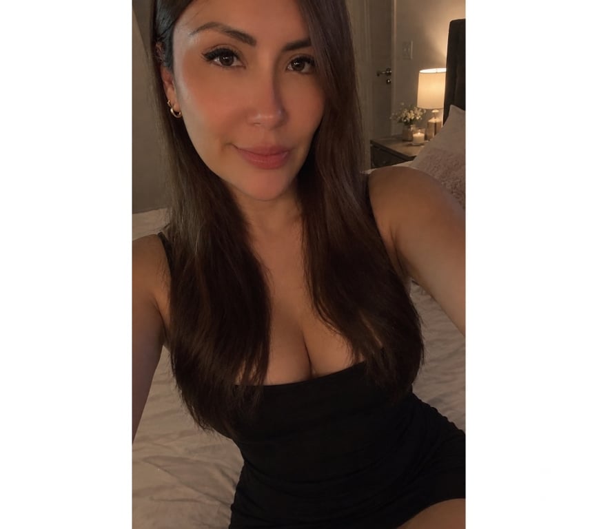 Escorts East London Canary Wharf - East London - Photos for Sweet Latin Girl